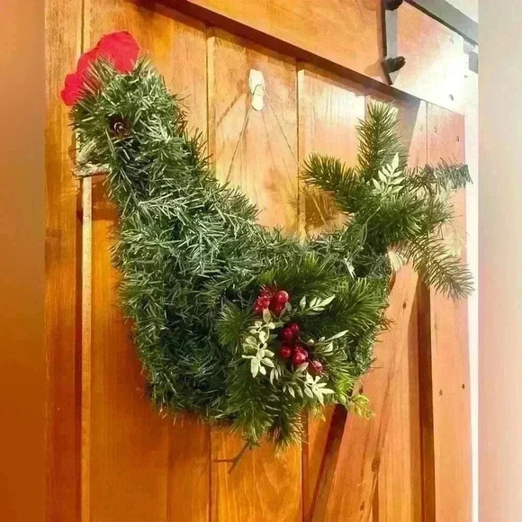 Handmade Chicken Christmas Wreath - Picture 4 of 5